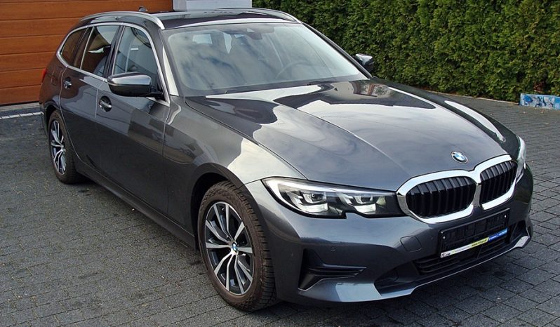BMW Seria 3 318d Business Edition full