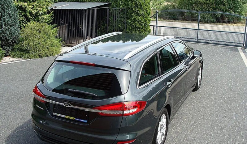 Ford Mondeo 2.0 Hybrid Titanium full