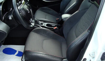 Toyota Corolla 1.8 Hybrid GR Sport full