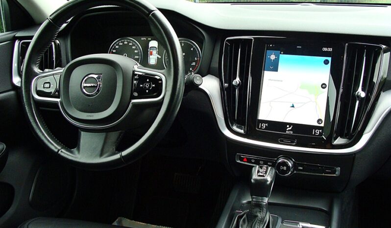 Volvo V60 Cross Country D3 Geartronic Pro full