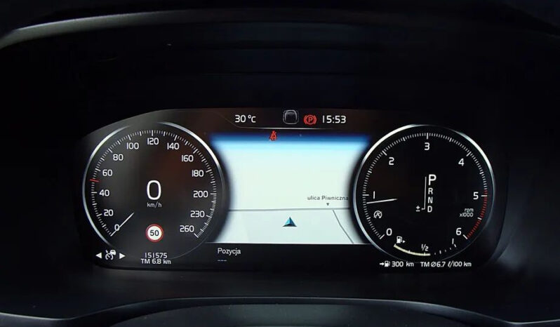 Volvo V60 D4 Momentum Pro full