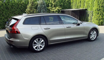 Volvo V60 D4 Momentum Pro full