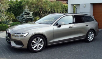 Volvo V60 D4 Momentum Pro full