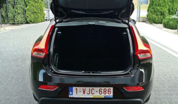 Volvo V40 full