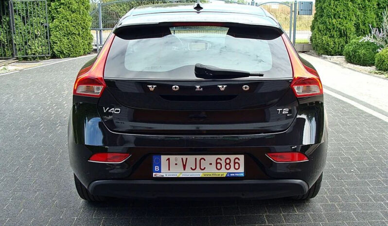 Volvo V40 full