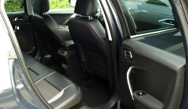 Peugeot 2008 BlueHDi FAP 120 STOP & START EAT6 Allure full