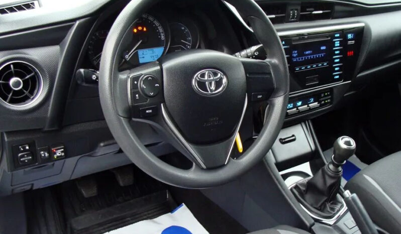 Toyota Auris 1.33 VVT-i Comfort full