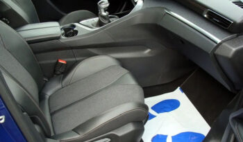 Peugeot 3008 1.5 BlueHDi GT S&S full