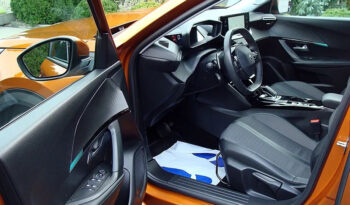 Peugeot 2008 PureTech 130 Allure S&S EAT8 full