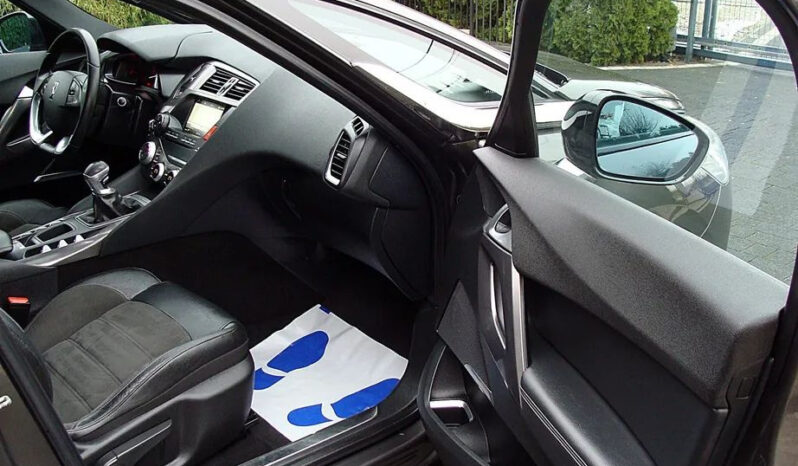 DS Automobiles DS 5 full