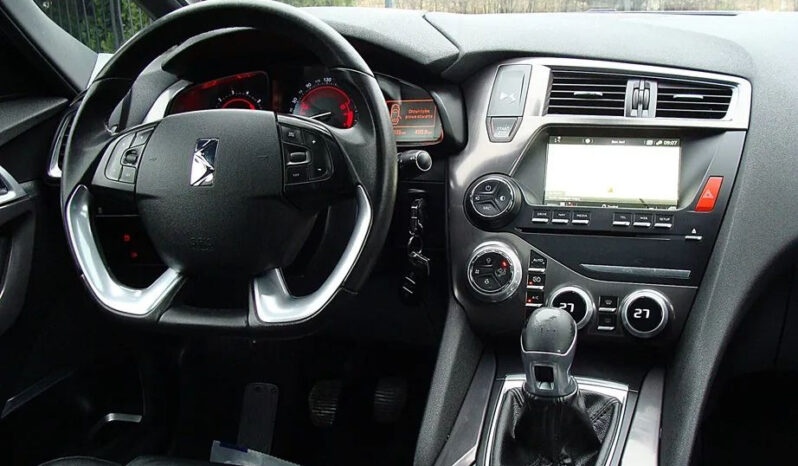 DS Automobiles DS 5 full