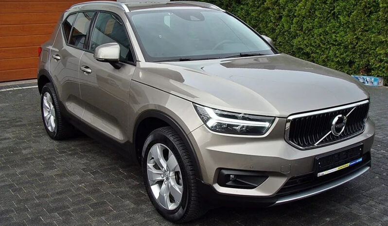 Volvo XC 40 T2 Plus Bright full