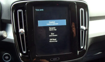 Volvo XC 40 T2 Plus Bright full