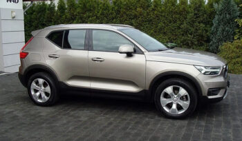 Volvo XC 40 T2 Plus Bright full
