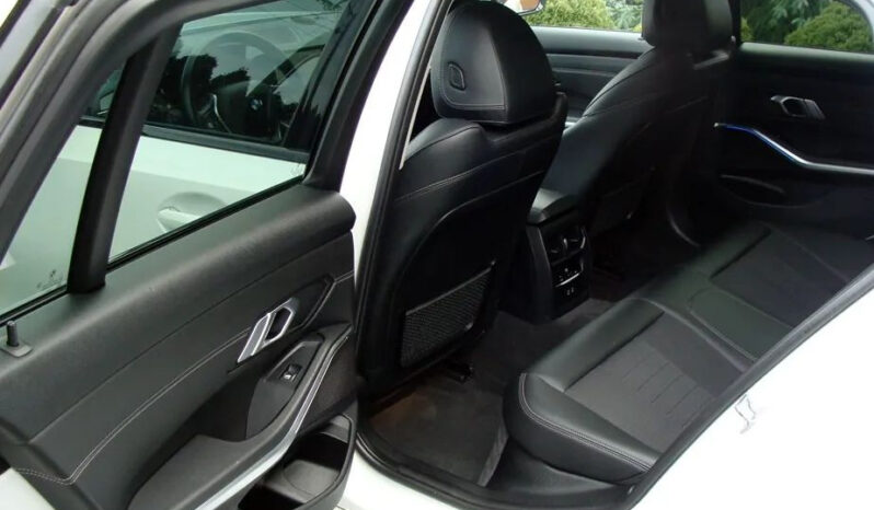 BMW Seria 3 320i Sport Line sport full