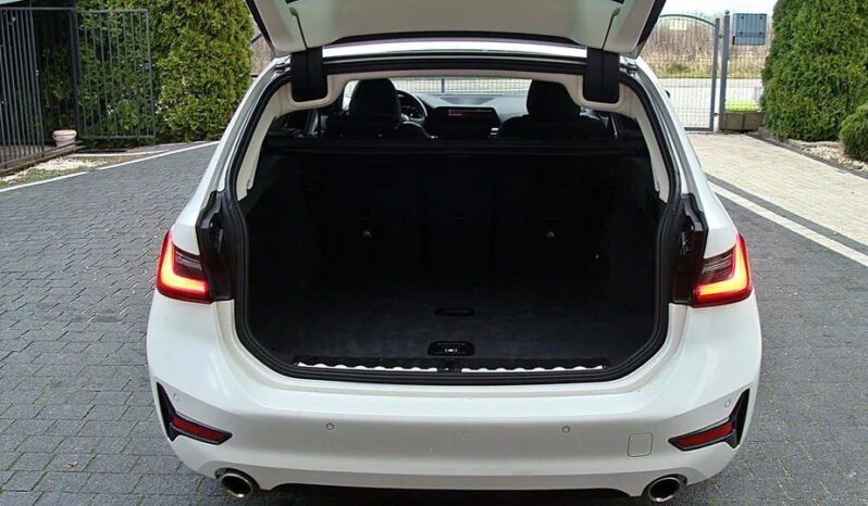 BMW Seria 3 320i Sport Line sport full