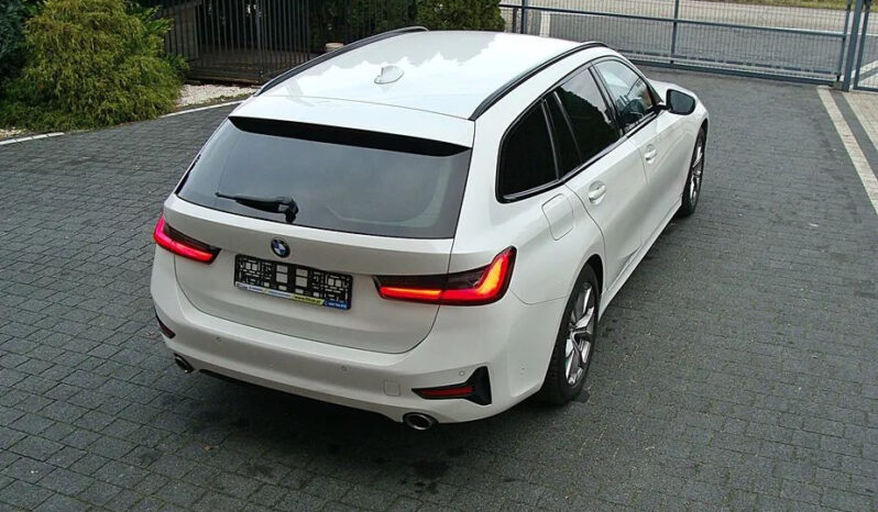 BMW Seria 3 320i Sport Line sport full