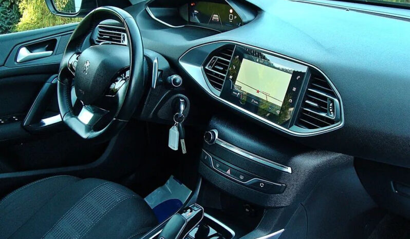 Peugeot 308 1.5 BlueHDi Allure S&S EAT8 full