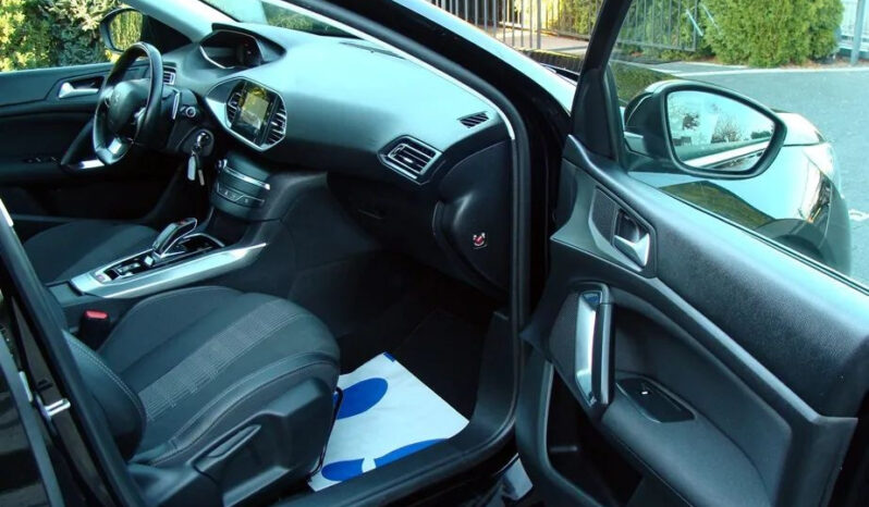 Peugeot 308 1.5 BlueHDi Allure S&S EAT8 full