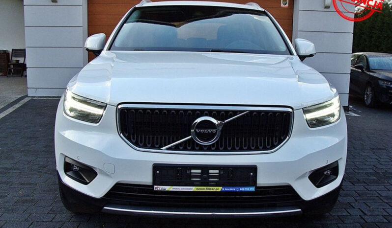 Volvo XC 40 T4 Momentum Pro full