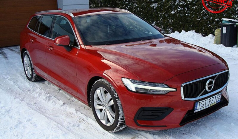 Volvo V60 D3 Momentum Pro full