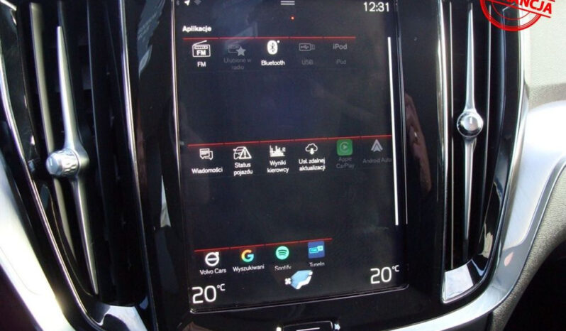 Volvo V60 D3 Momentum Pro full