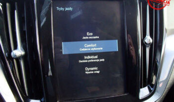 Volvo V60 D3 Momentum Pro full