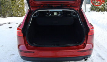 Volvo V60 D3 Momentum Pro full