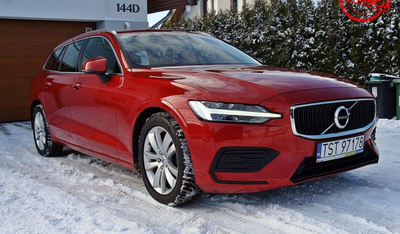 Volvo V60 D3 Momentum Pro full