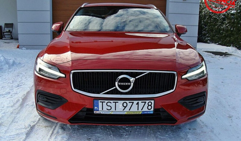 Volvo V60 D3 Momentum Pro full