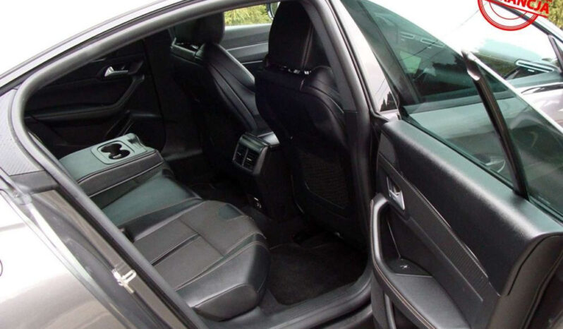 Peugeot 508 SW Plug-In Hybrid 225 e-EAT8 GT full