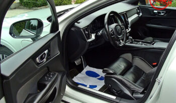 Volvo V60 T8 AWD Plug-In Hybrid R-Design full