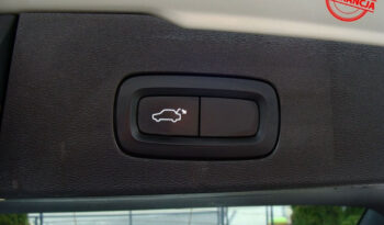 Volvo V60 T8 AWD Plug-In Hybrid R-Design full