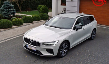 Volvo V60 T8 AWD Plug-In Hybrid R-Design full