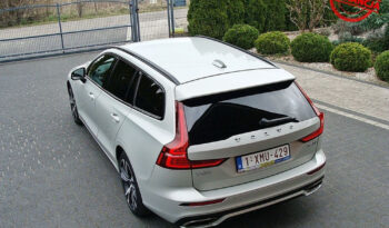 Volvo V60 T8 AWD Plug-In Hybrid R-Design full