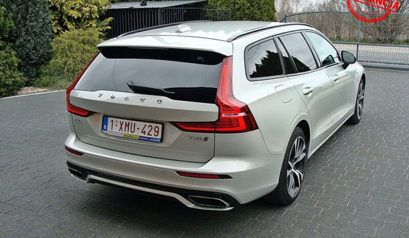 Volvo V60 T8 AWD Plug-In Hybrid R-Design full