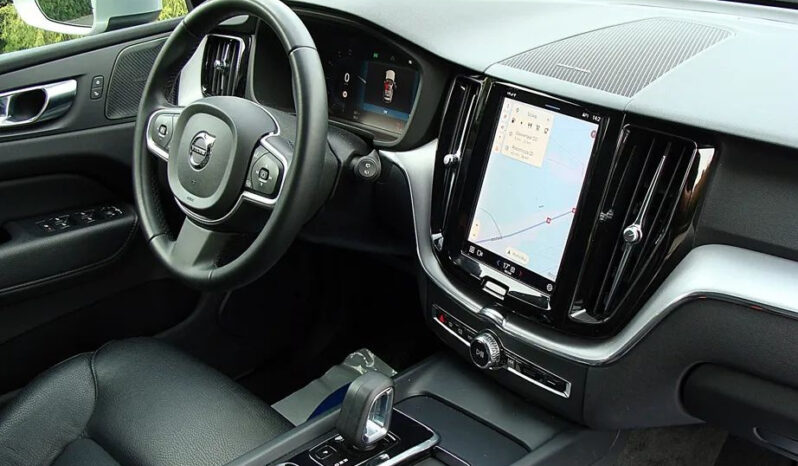 Volvo XC 60 T6 AWD Recharge Plus Dark full