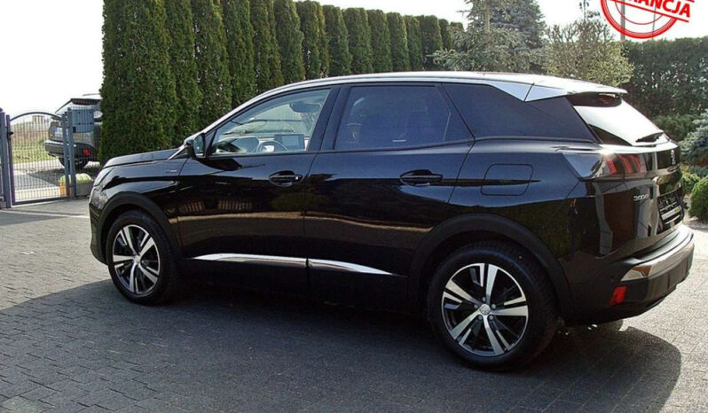 Peugeot 3008 Hybrid 225 e-EAT8 Allure full