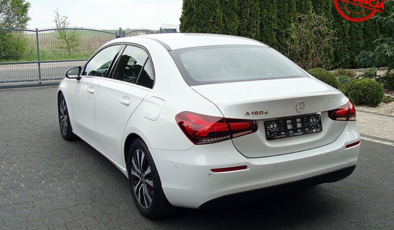 Mercedes-Benz Klasa A 180 d 8G-DCT Progressive full