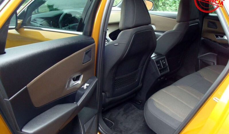 DS Automobiles DS 7 Crossback full