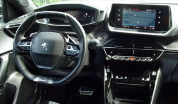 Peugeot 2008 PureTech 130 EAT8 GT full