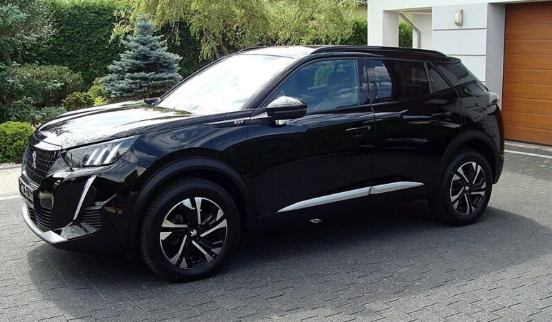 Peugeot 2008 PureTech 130 EAT8 GT full