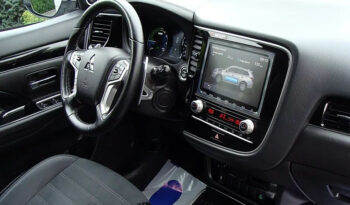 Mitsubishi Outlander 2.4 4WD Plug-In Hybrid Top full