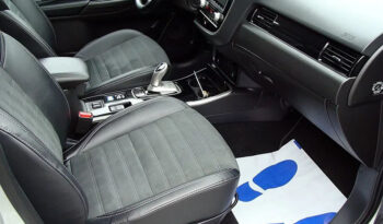 Mitsubishi Outlander 2.4 4WD Plug-In Hybrid Top full