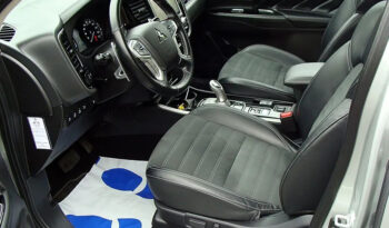 Mitsubishi Outlander 2.4 4WD Plug-In Hybrid Top full