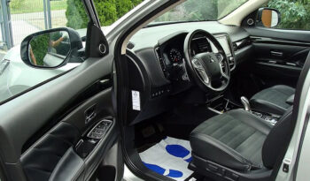 Mitsubishi Outlander 2.4 4WD Plug-In Hybrid Top full