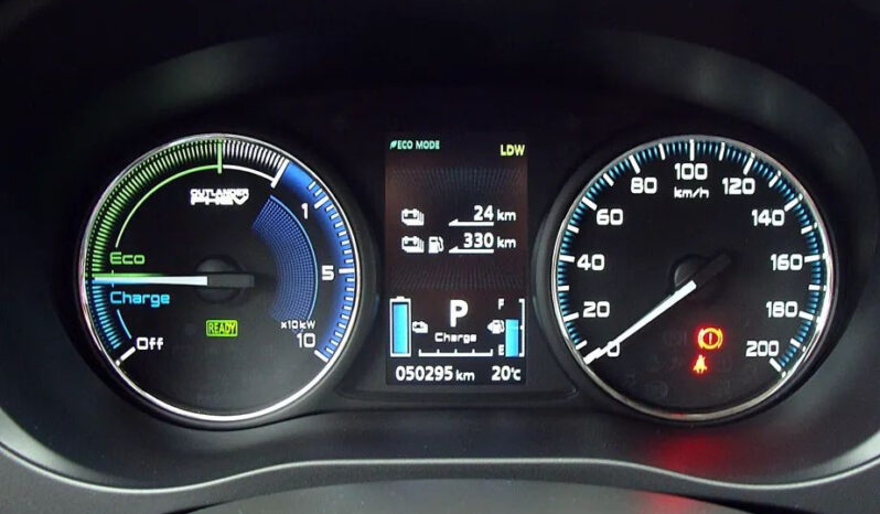 Mitsubishi Outlander 2.4 4WD Plug-In Hybrid Top full