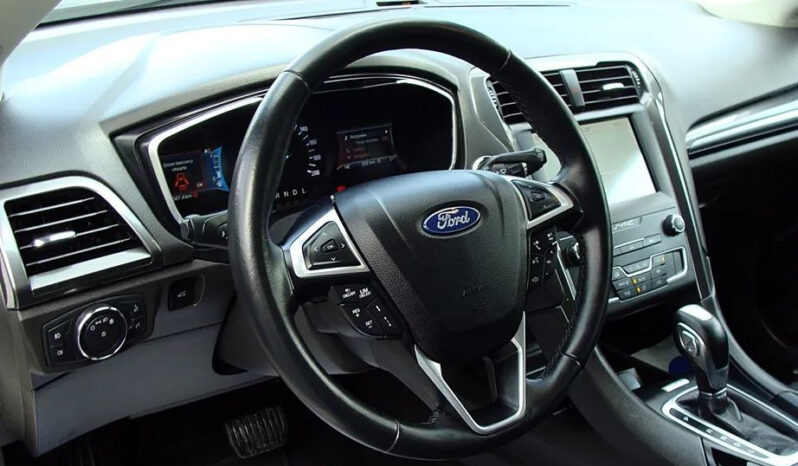 Ford Mondeo 2.0 Hybrid Titanium full