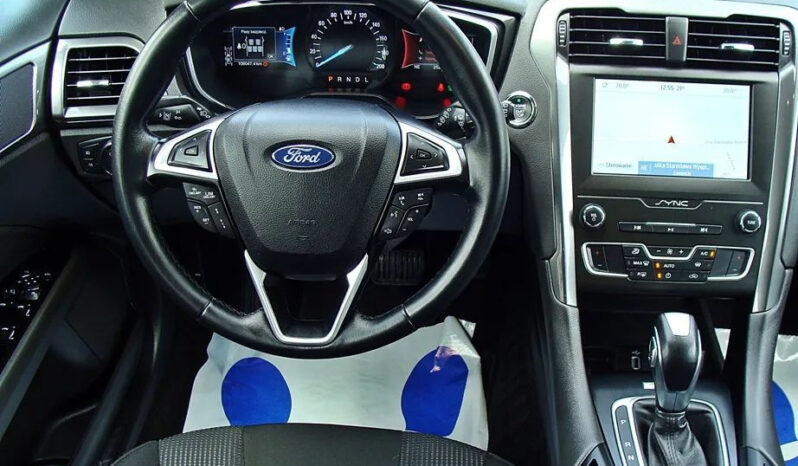 Ford Mondeo 2.0 Hybrid Titanium full