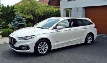 Ford Mondeo 2.0 Hybrid Titanium full